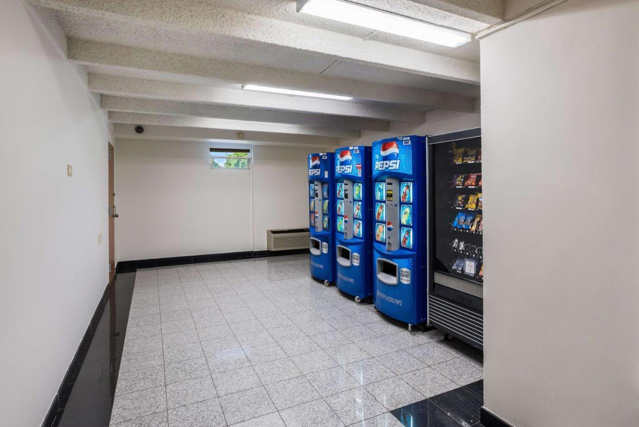 Motel 6-Philadelphia, Pa - Northeast Εξωτερικό φωτογραφία